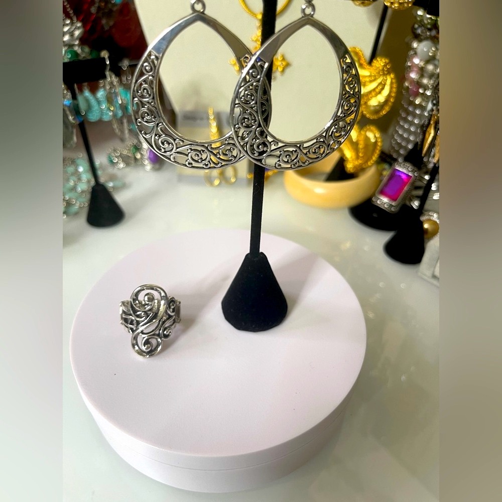 Elegant Silver Filigree Earrings and Ring Set